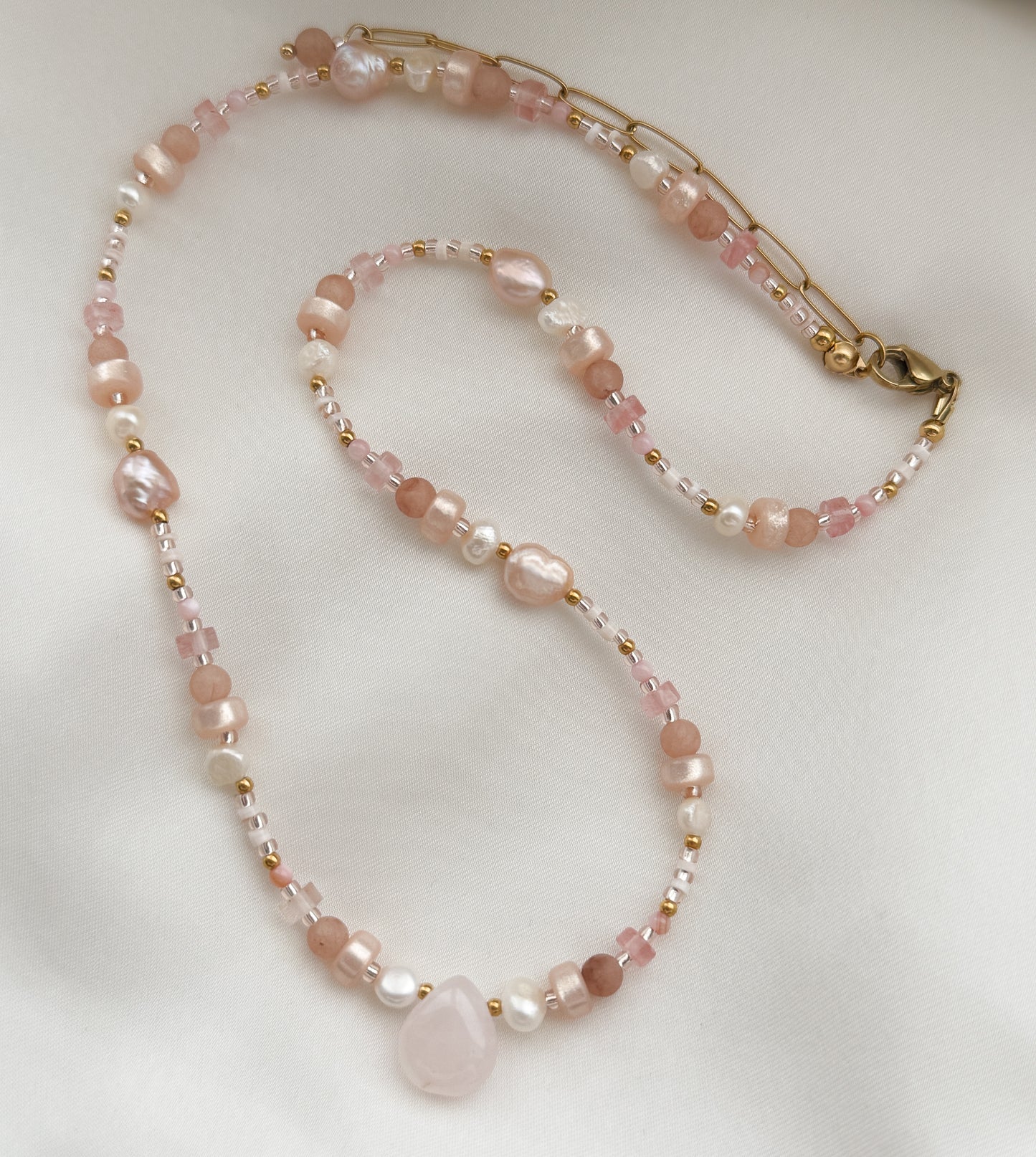 Boho Rosa Necklace
