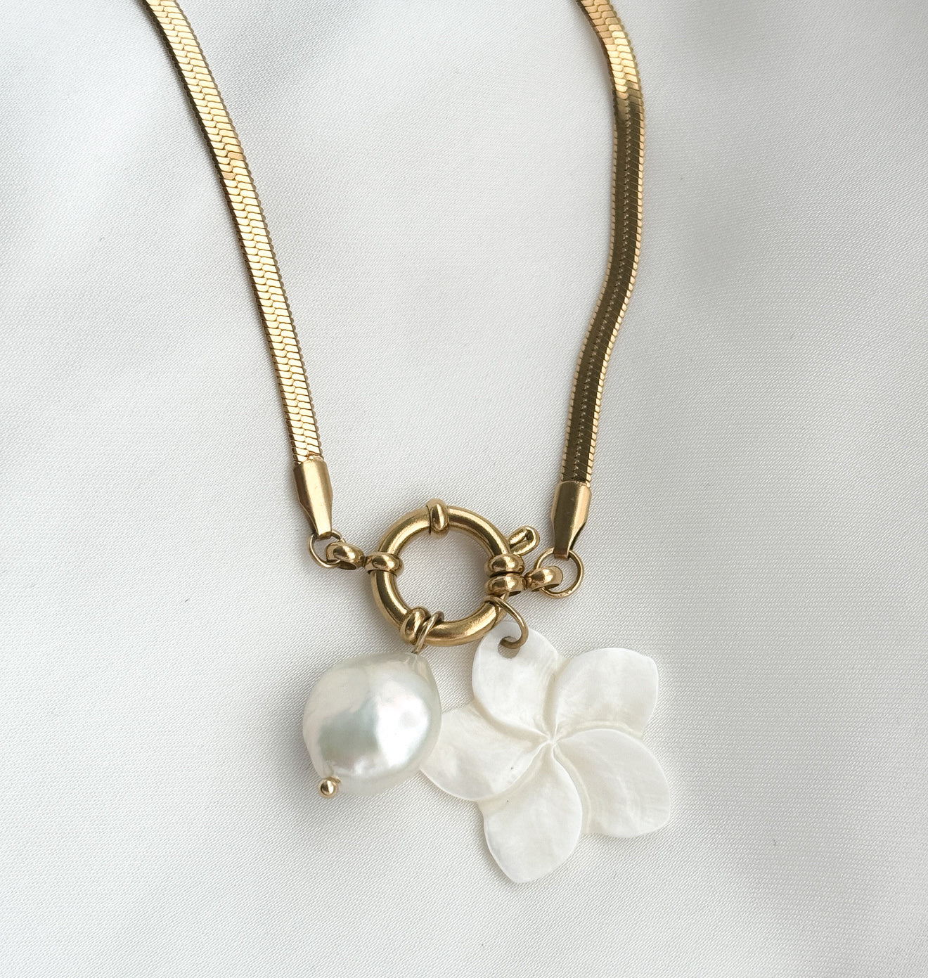 Isla Blanca Necklace