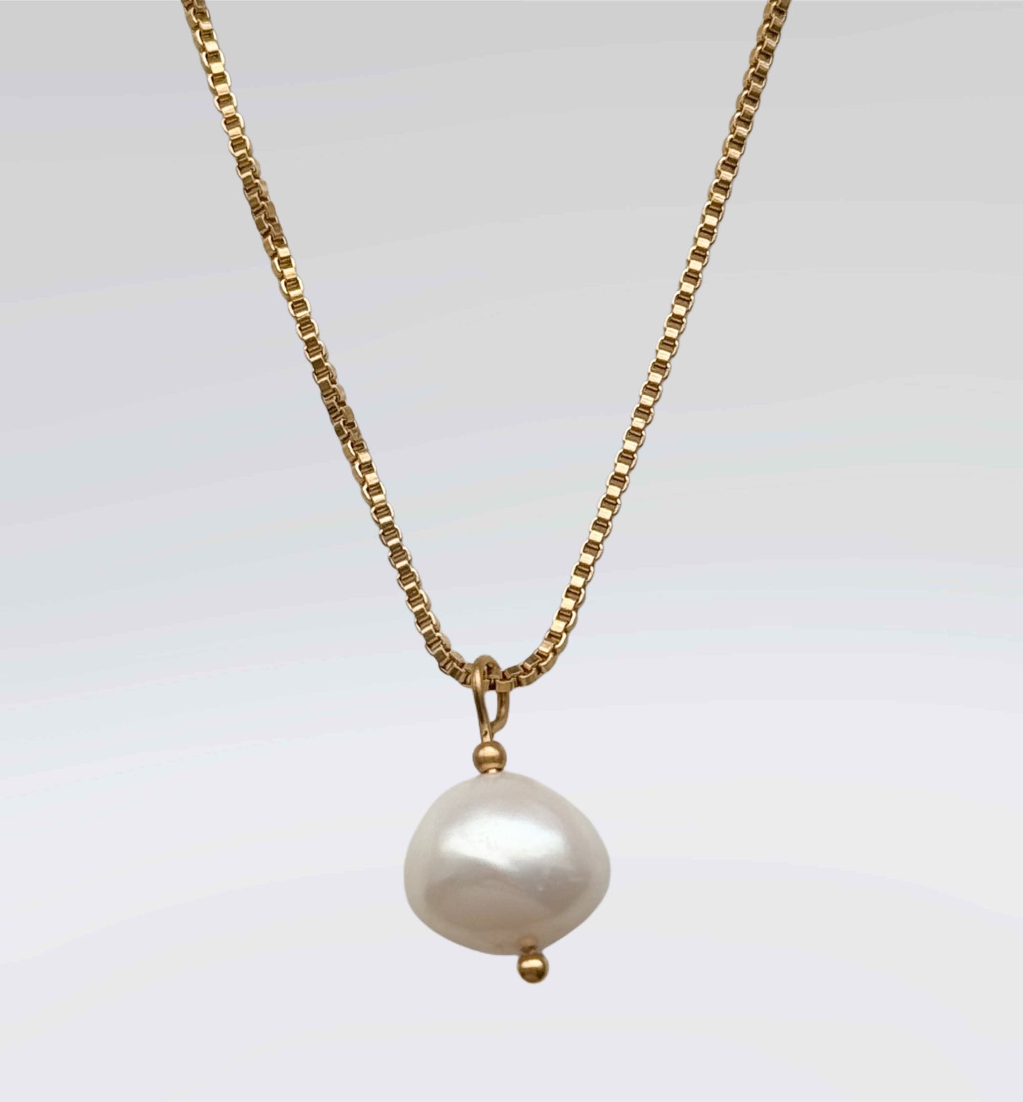 Drop Pearl Necklace