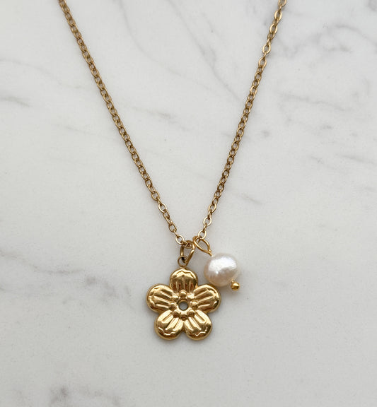 Hibiscus Necklace