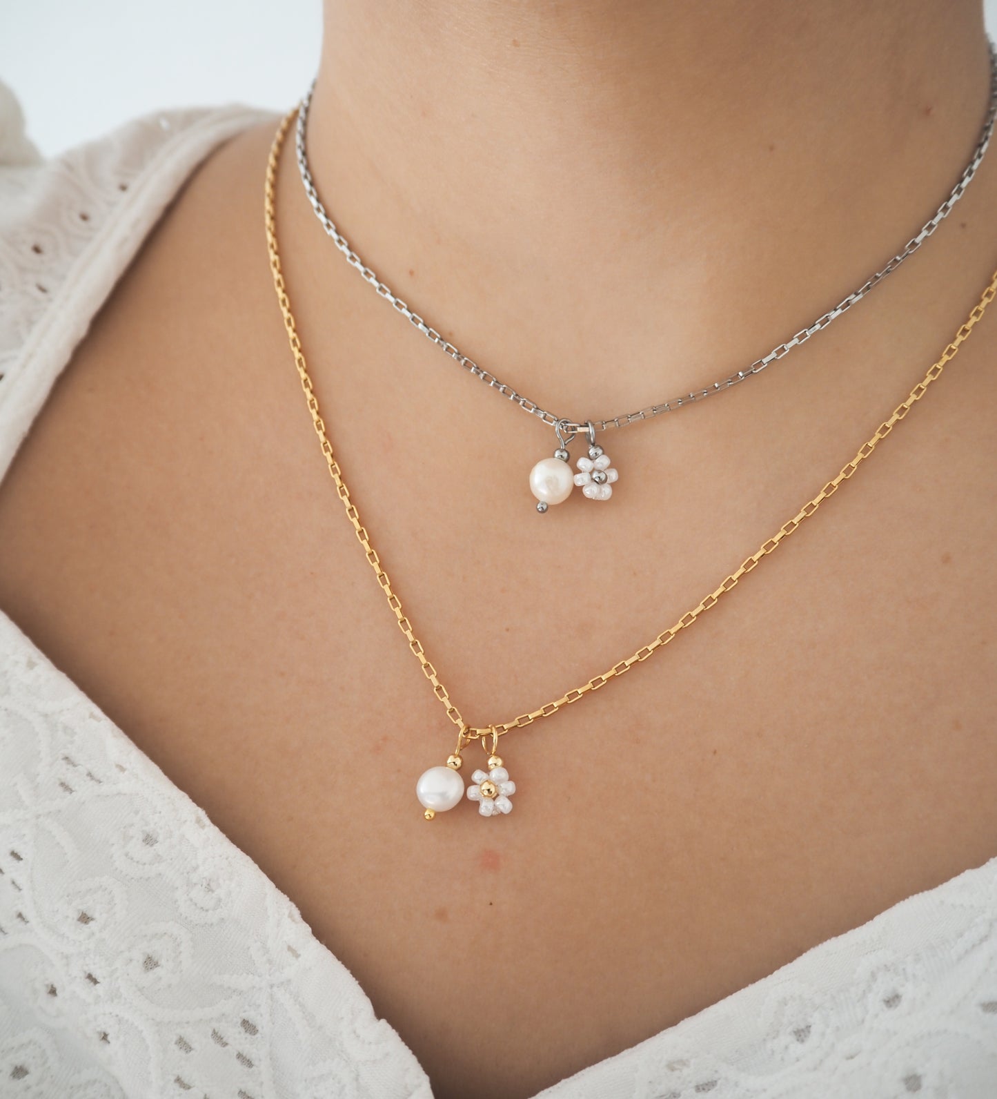 Daisy Necklace