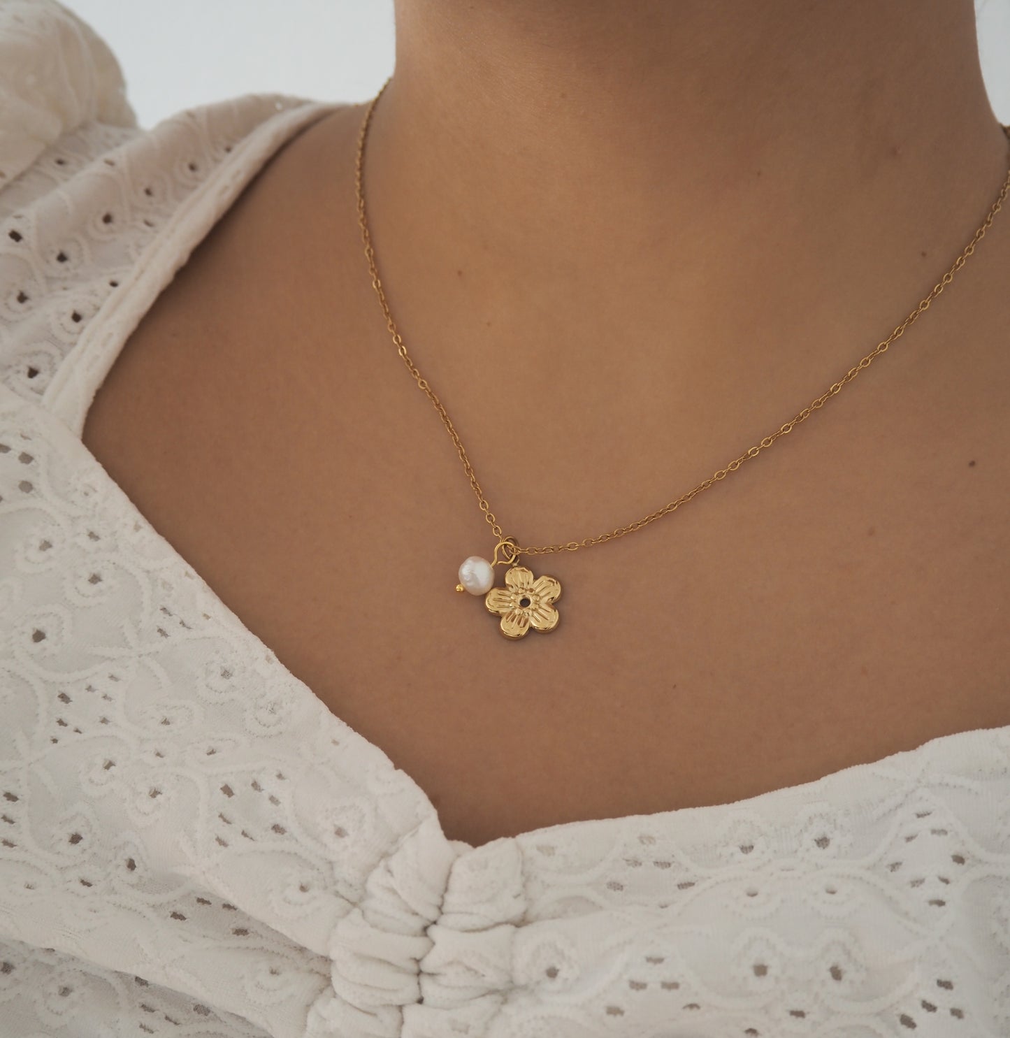 Hibiscus Necklace