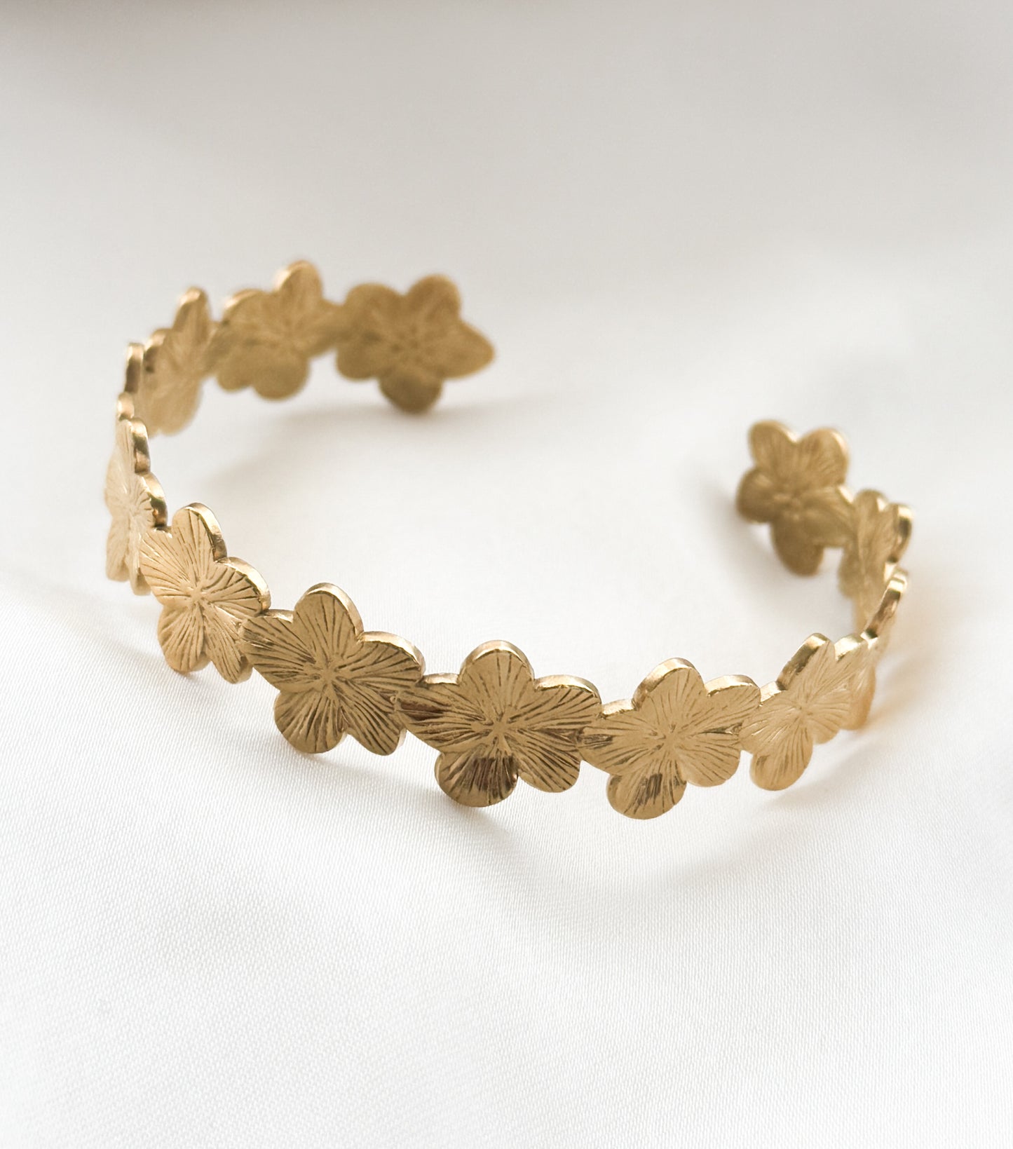 Tanit Bangle