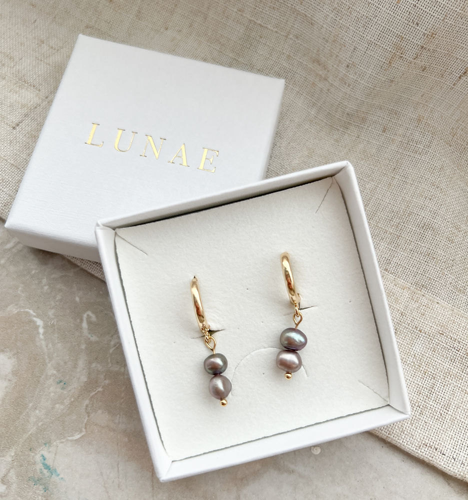 Dark Pearl Earrings