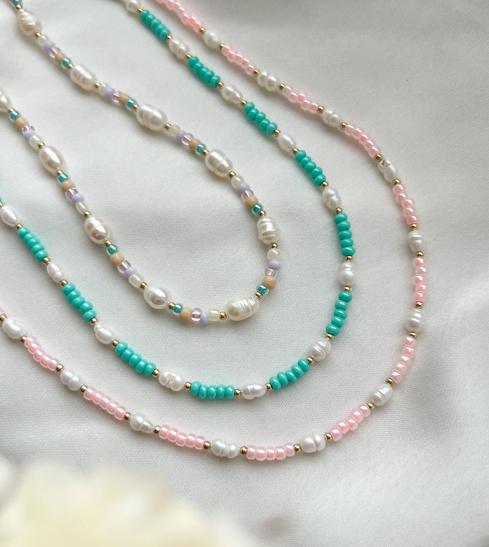 Bunt Pearl Necklace