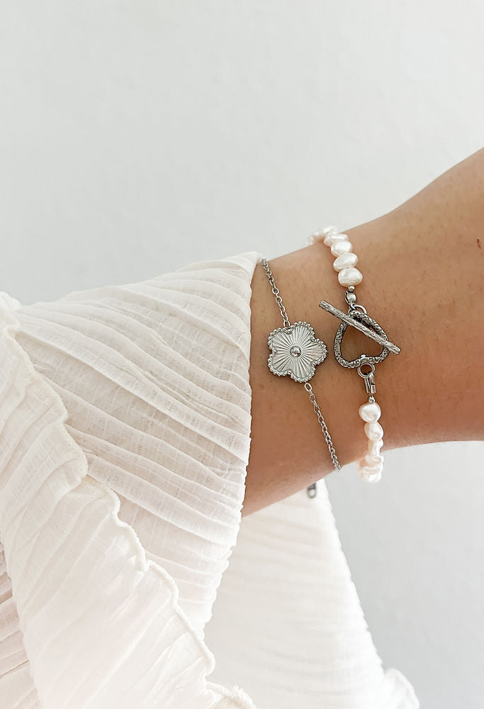 Flower Bracelet