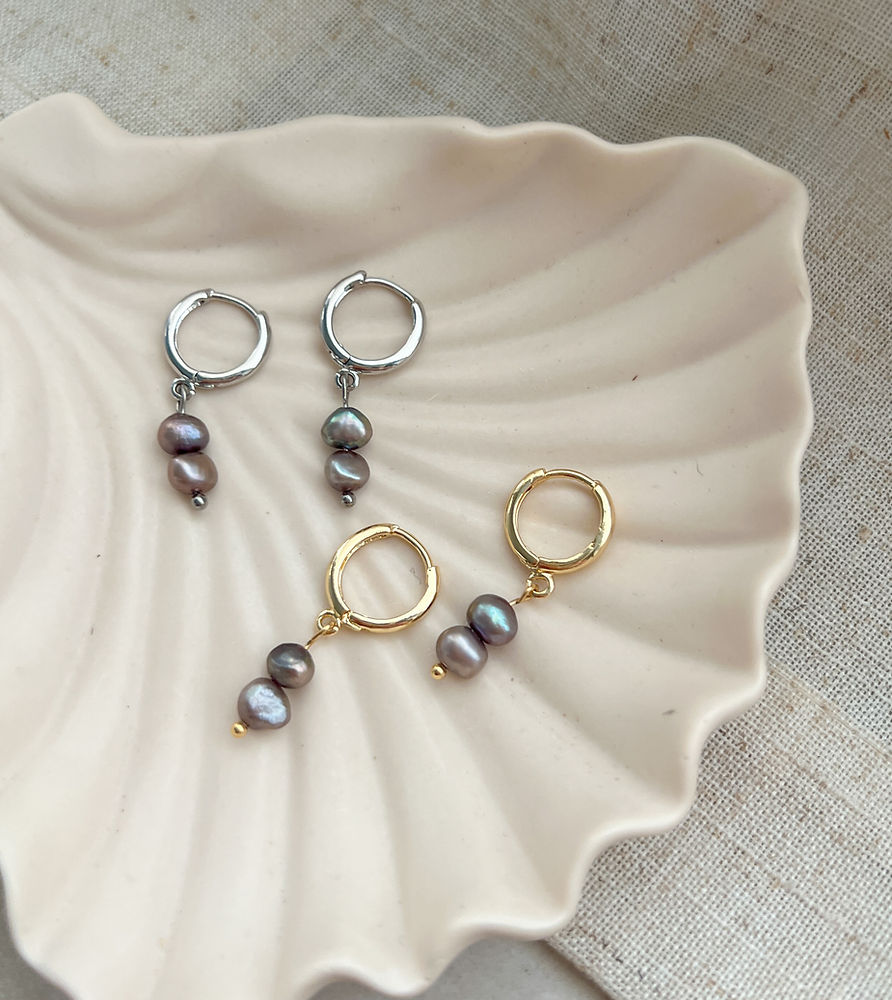 Dark Pearl Earrings