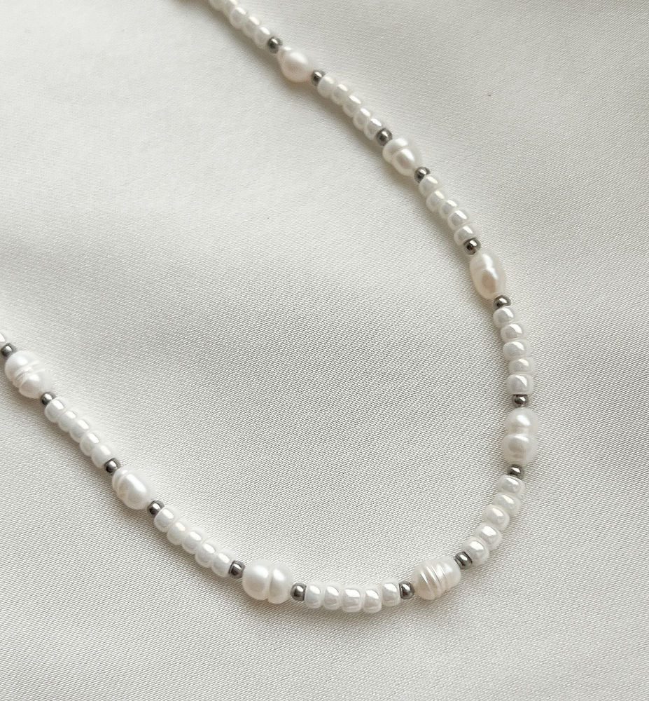 White Pearl Necklace